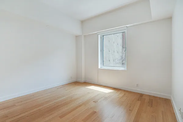 Sold by Level Group | media 6