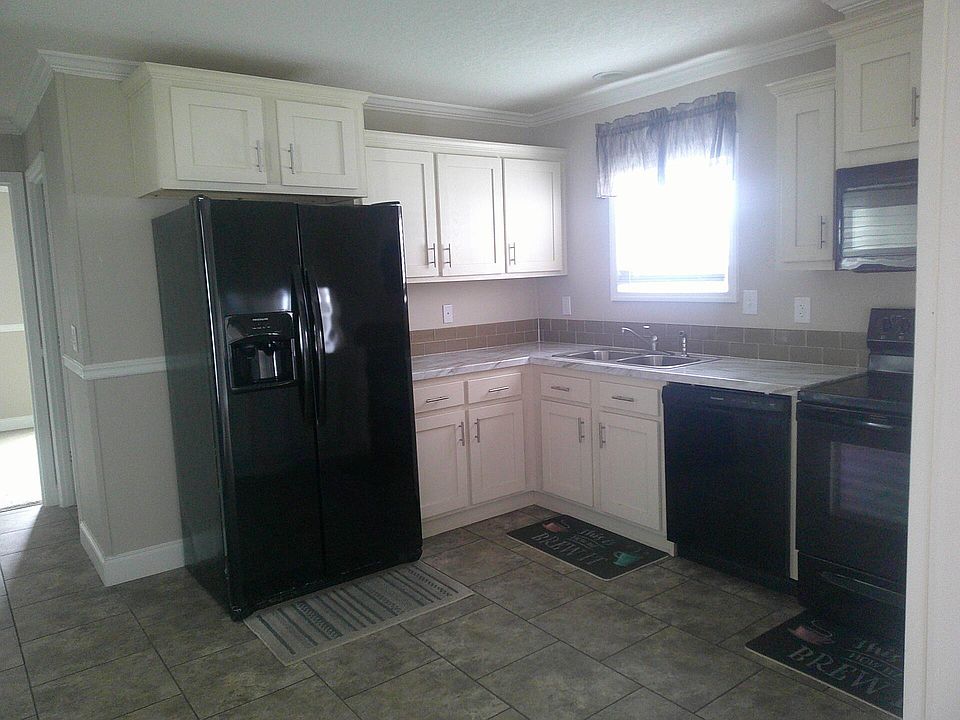 2nd image of 3200 13th St #221