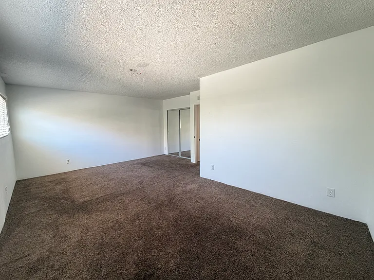 2759 W Anklam Rd #C — Photo 10
