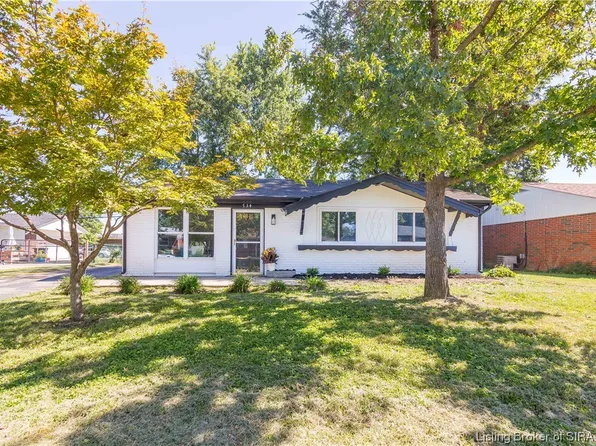 734 Spicewood Drive, Clarksville, IN 47129