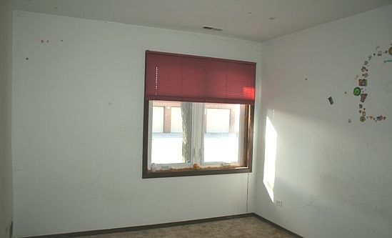 3rd image of 8455 W Lawrence Ave APT 1C