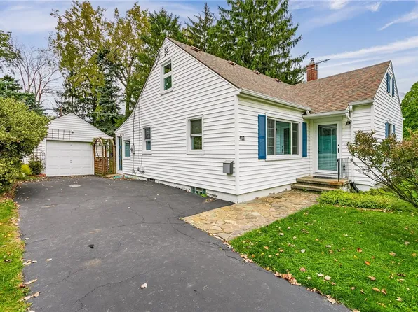 400 Pattonwood Dr, Rochester, NY 14617