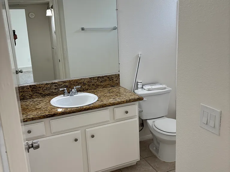 17450 Burbank Blvd #210 — Photo 15
