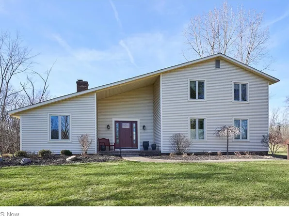 2480 Farmstead Rd, Richfield, OH 44286