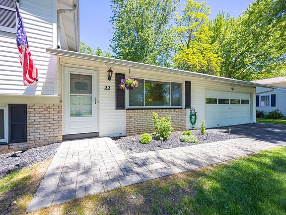 5th image of 22 Putting Green Ln