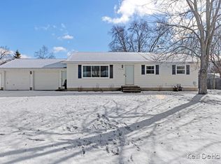 7350 Glendora Ave, Jenison, MI 49428