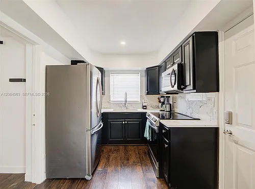 2517 Rodman St Photo 1