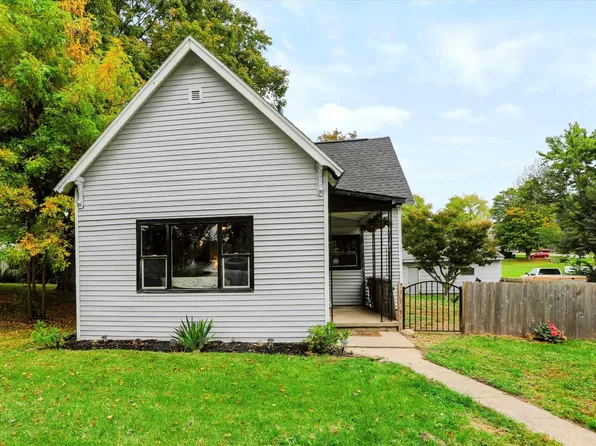 307 N Washington St, Colfax, IN 46035