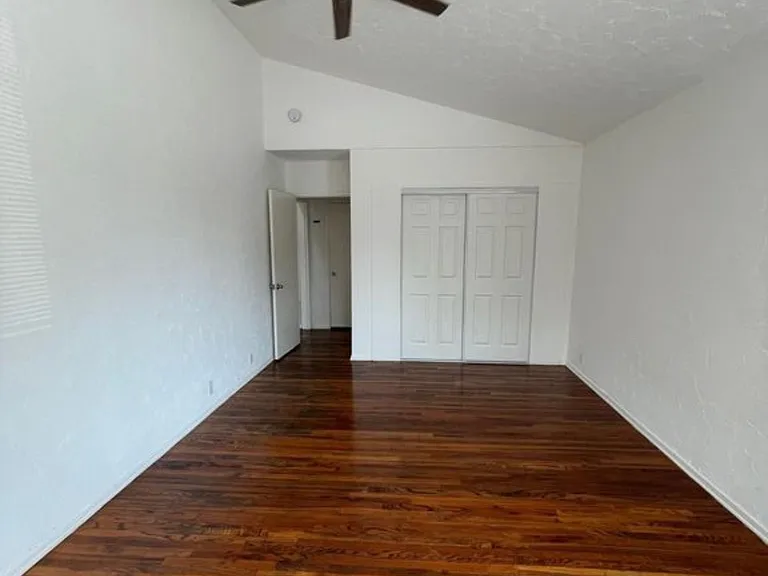 628 N Hayworth Ave #5 — Photo 5