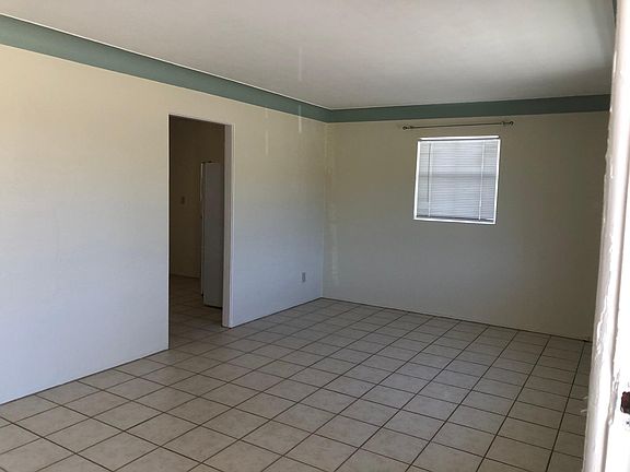 2nd image of 749 N Benton Ave