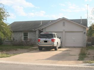 11605 Gemmer St, Del Valle, TX 78617
