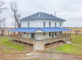 1694 Tahoe Ave, Sumner, IA 50674