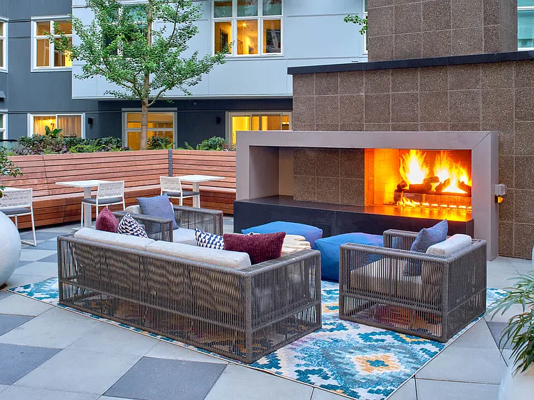 Courtyard Lounge with Fireplace