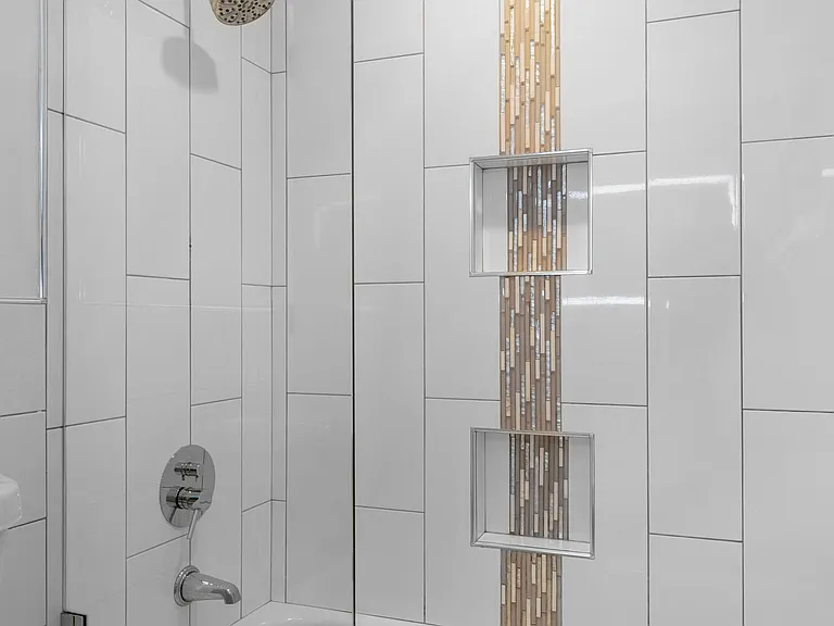 2862 NE 35th Ct — Photo 25