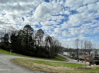 213 Northshore Dr, Greenback, TN 37742