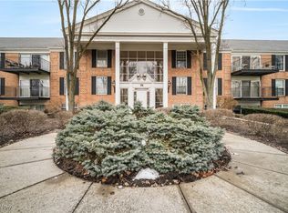 75 Atterbury Blvd APT 311, Hudson, OH 44236