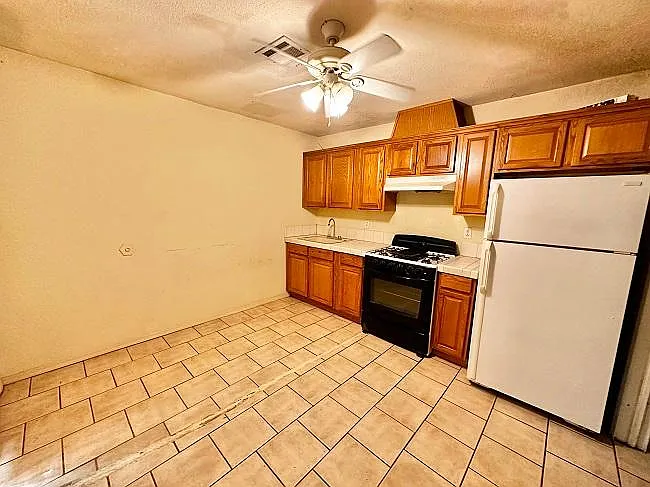 1 bed, $725 — Photo 3