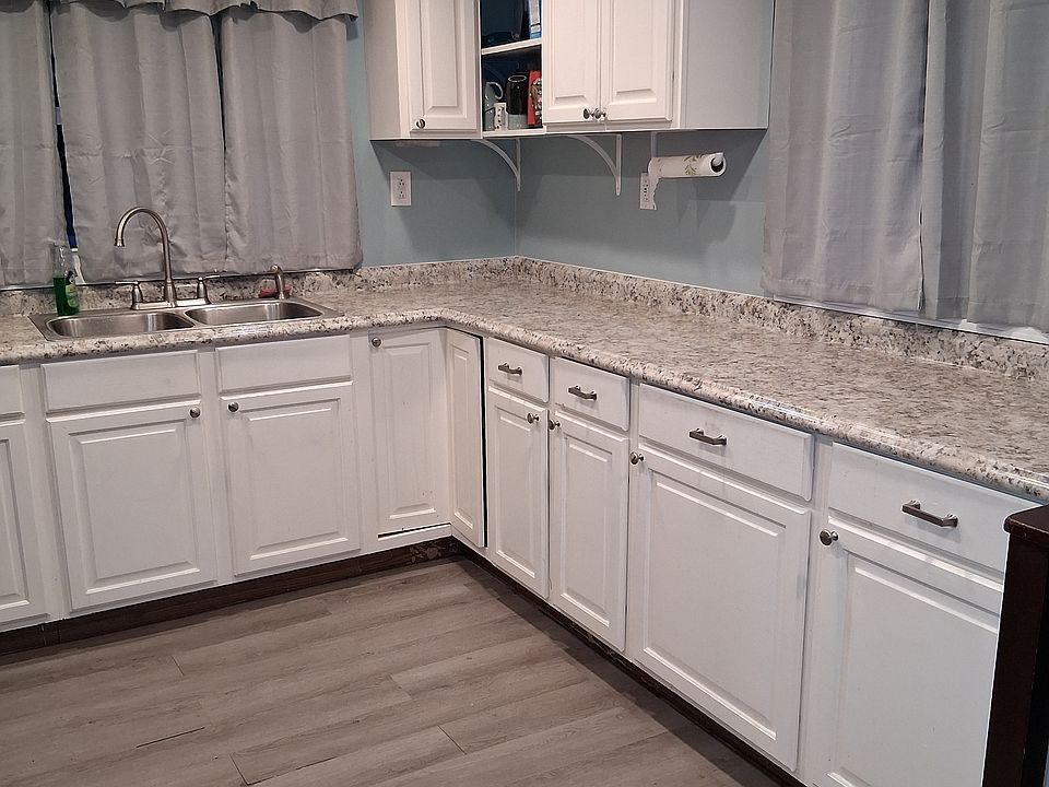 2nd image of 41770 Ethel Dr