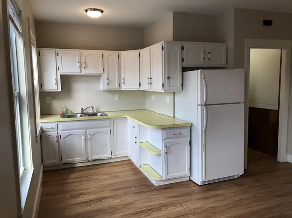 39 Dartmouth St APT 2, Worcester, MA 01604