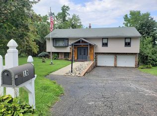 10 Marigold Ct, Glenwood, NJ 07418
