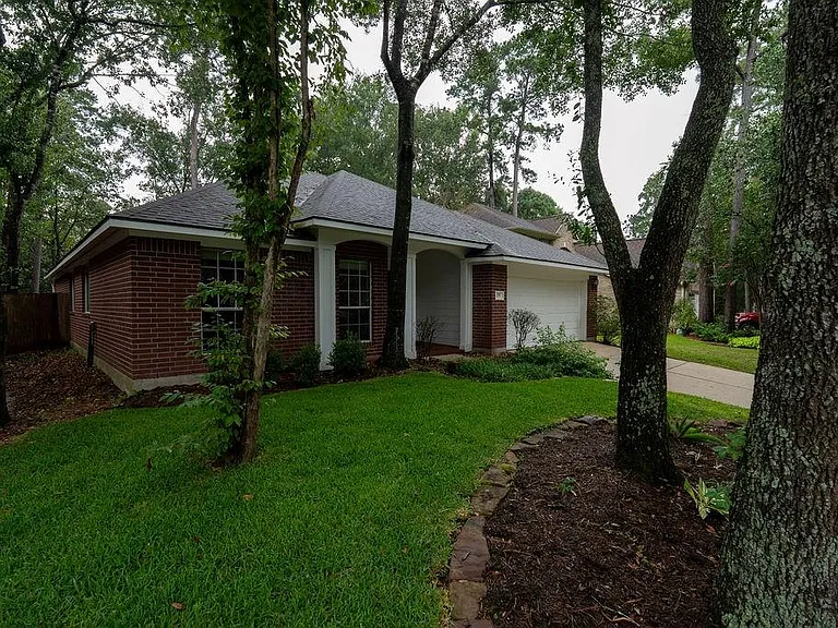175 N Wimberly Way — Photo 3