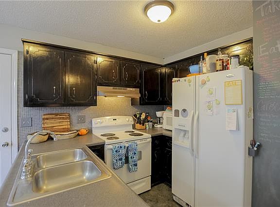 4th image of 3467 Sandpiper Dr