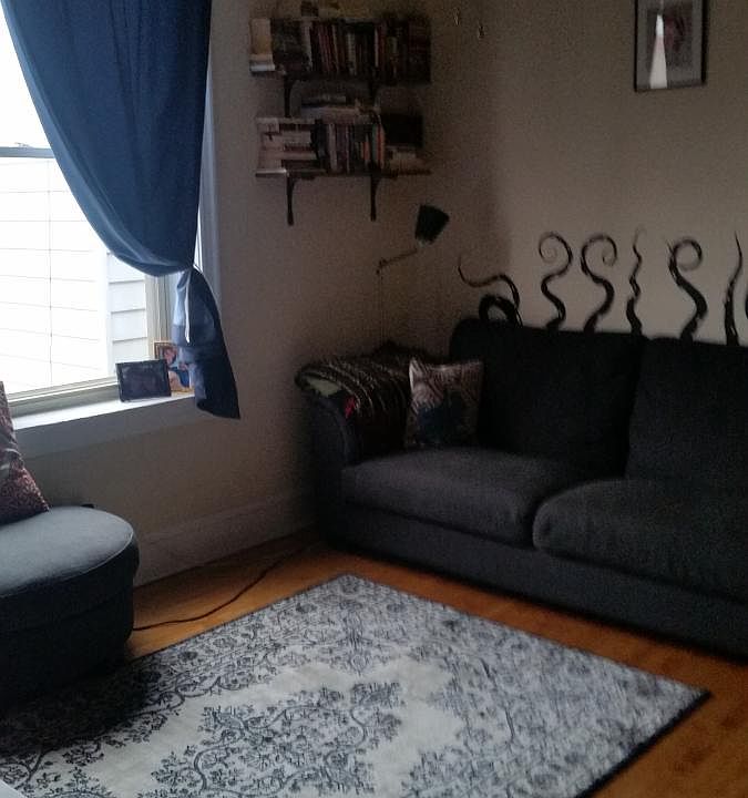 1st image of 939 N Western Ave