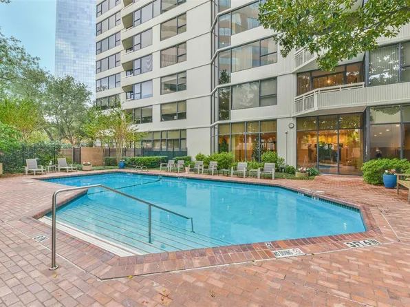 15 Greenway Plz Unit 5C, Houston, TX 77046