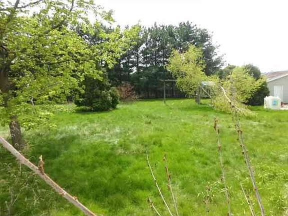 3rd image of 18092 Lawn Ct