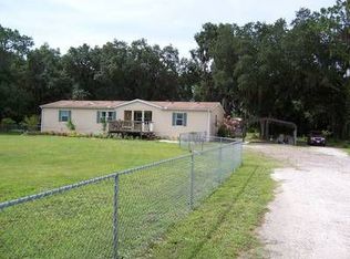 711 E Sam Allen Rd, Plant City, FL 33563