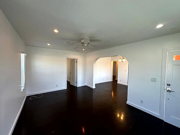 5th image of 5036 Ladd Ave