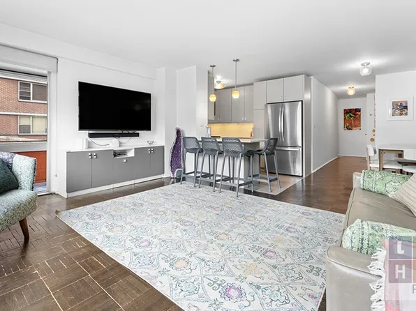 568 Grand Street J104 image 3 of 19