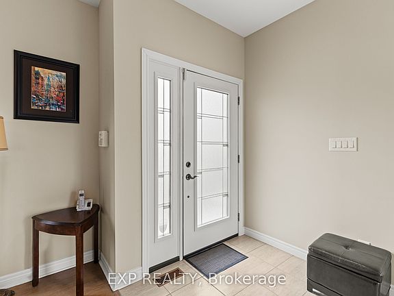 5th image of 226 Westwood Ave