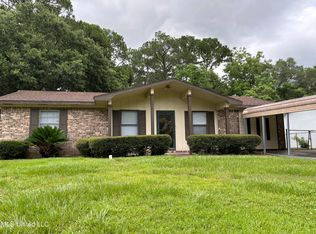 2638 Ridgeway Dr, Gautier, MS 39553