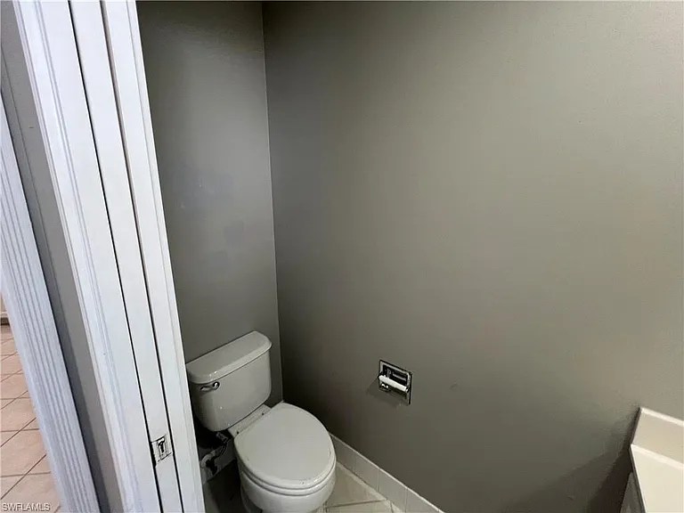 5365 Cove Cir #125 — Photo 15