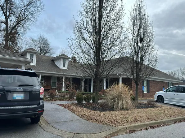 6450 Renate Rd, Louisville, KY 40291