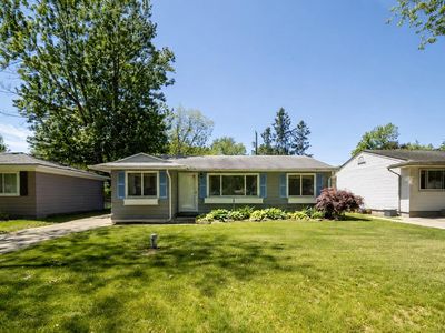2363 Darnell St, Wolverine Lake, MI, 48390