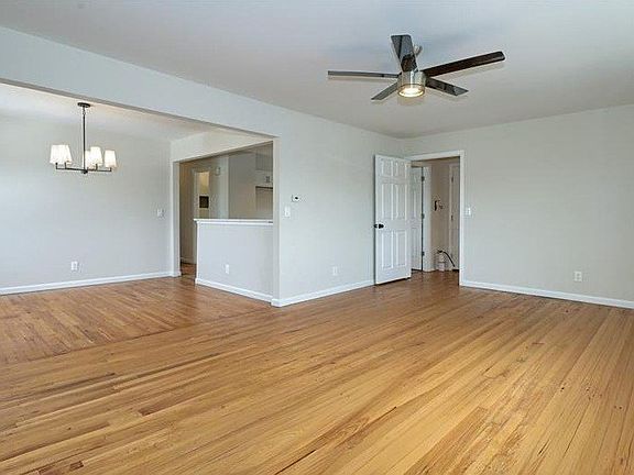 4th image of 71 Chestnut St Floor 2
