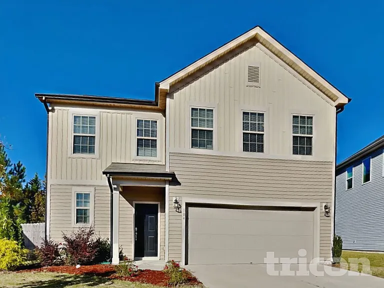 104 Yadkin St — Photo 1