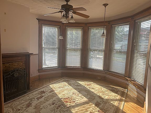 4th image of 607 W Auglaize St