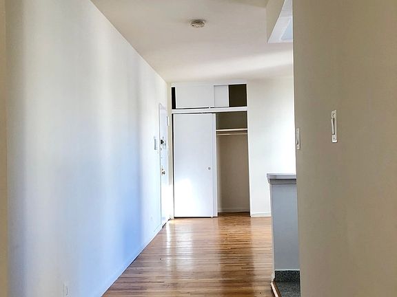 4th image of 6 Charles St APT 6C