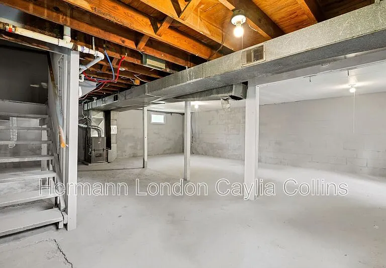 10117 Count Dr — Photo 22