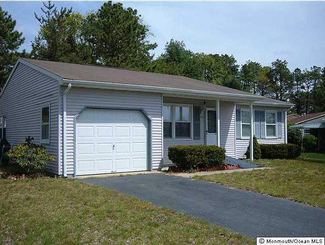 1st image of 32 Caribou Drive