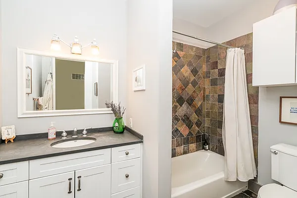 Rented by MNS | media 7