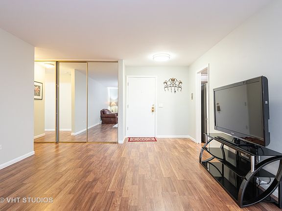 3rd image of 10015 Beverly Dr APT 409
