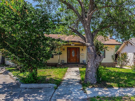 2nd image of 1324 W Mistletoe Ave