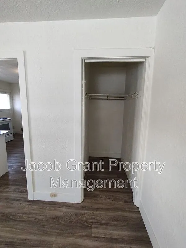 1 bed, 1.0 bath, 800 sqft, $650 — Photo 4