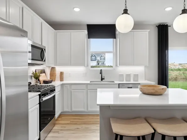 10326 Hadley Ave S, Cottage Grove, MN 55016