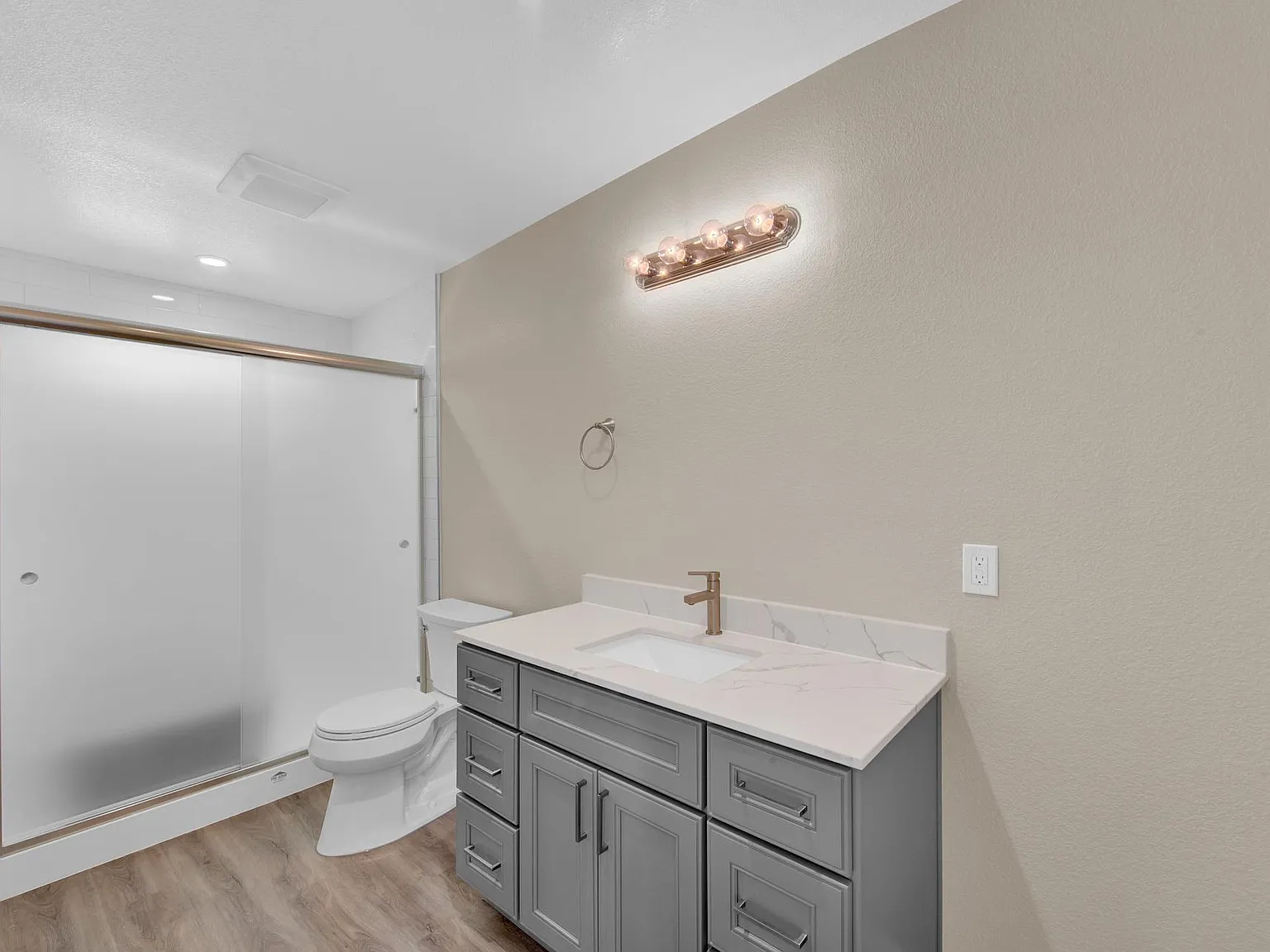 Studio, 520 sqft, $1,750 — Photo 2