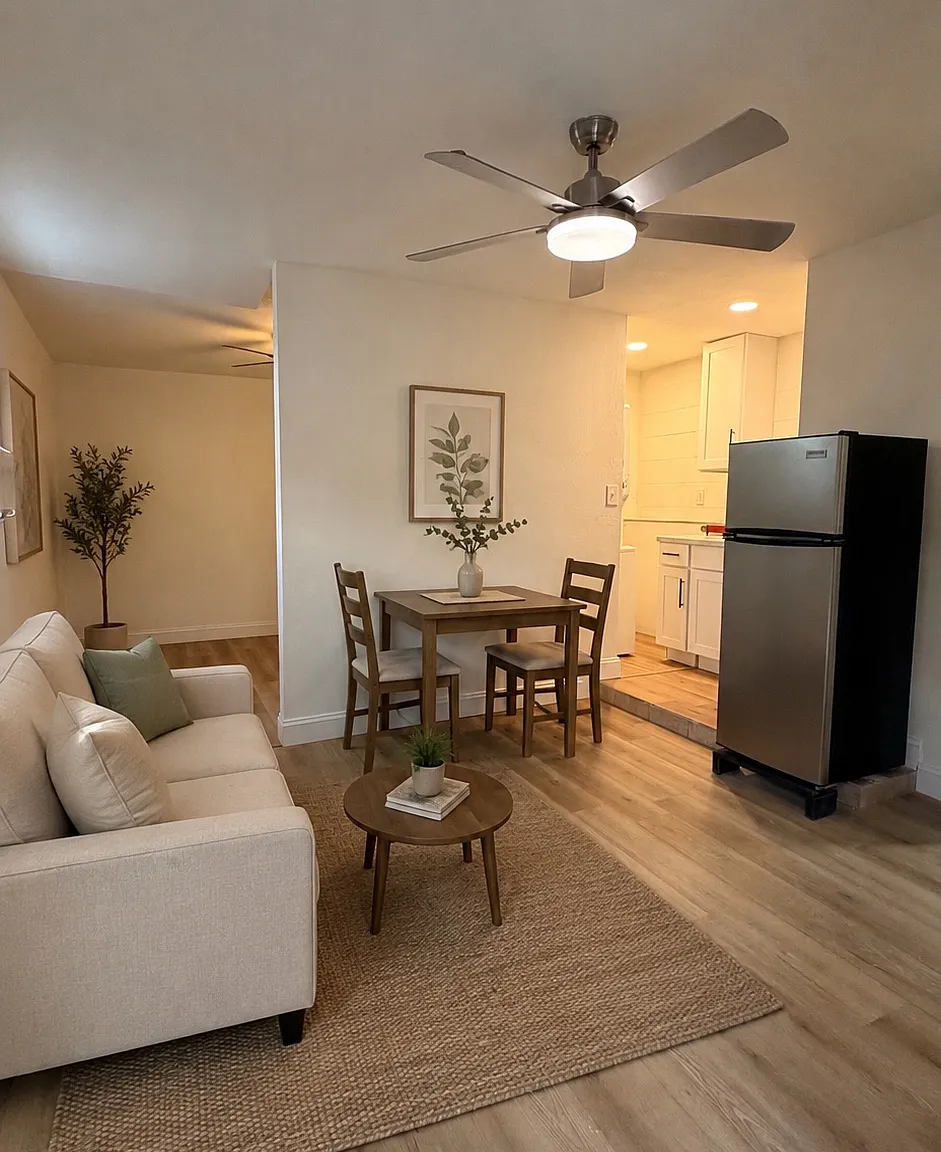 1 bed, $1,000 — Photo 1